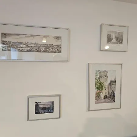 Stylish - Renovated & 카셀